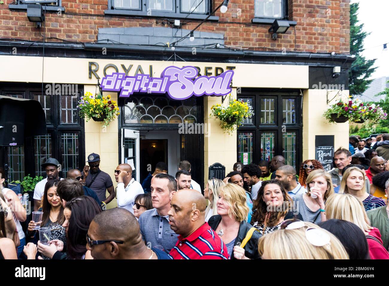 Digitalsoul Street Party im Royal Albert Pub in South London Teil des Crystal Palace Festivals Stockfoto