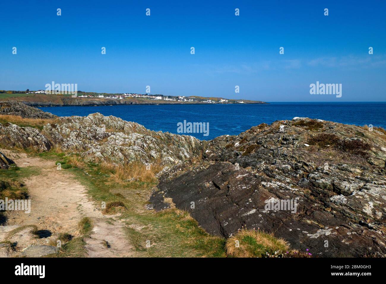 Amlwch-Port. Während der C-10-Sperre. Stockfoto