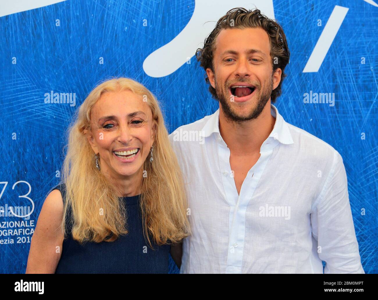 Venedig Italien 02 September 2016 Francesco Carrozzini Und Franca Sozzani Wahrend Der Fotozelle Von Franca Chaos Und Schopfung Wahrend Der Venedig Fi Stockfotografie Alamy