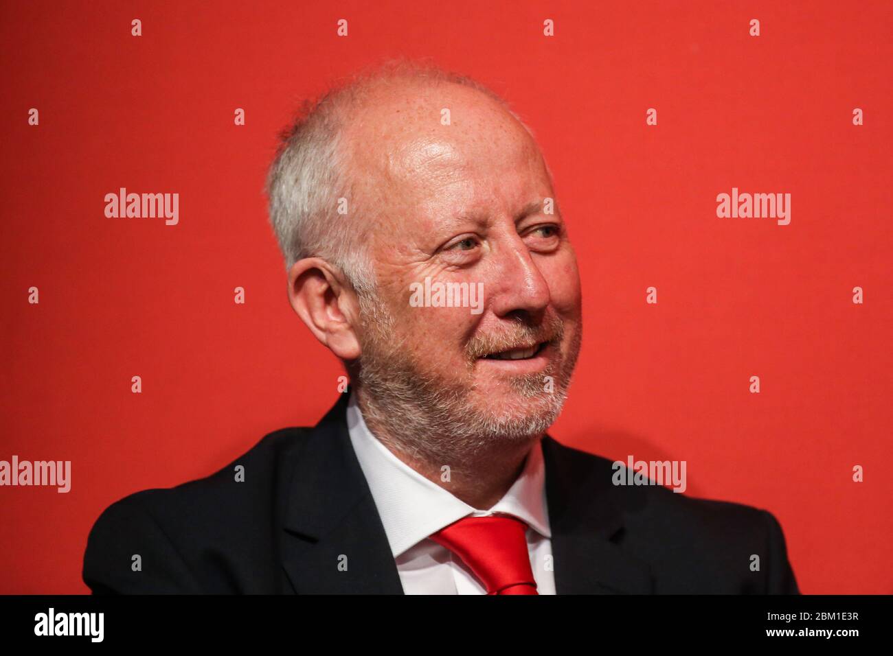 Shadow Transport Secretary Andy McDonald bei einer Kundgebung in Manchester, um die Parlamentswahl 2017 der Partei zu starten. Stockfoto