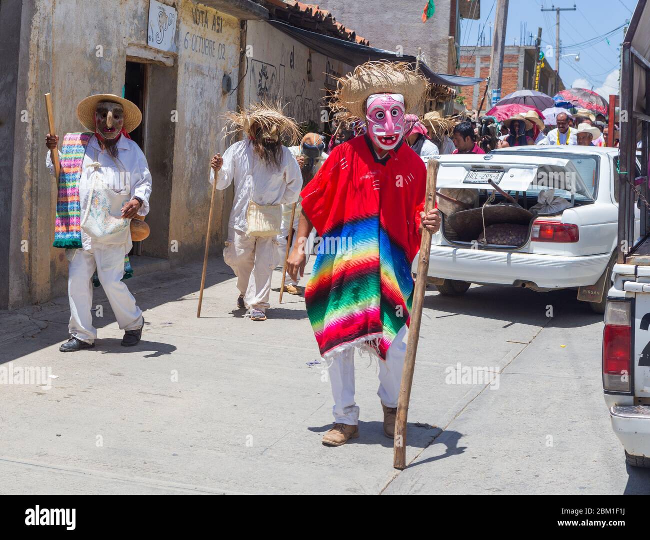 Traditionelles Fest mit Chinelos, Temalacatzingo, Guerrero, Mexiko Stockfoto