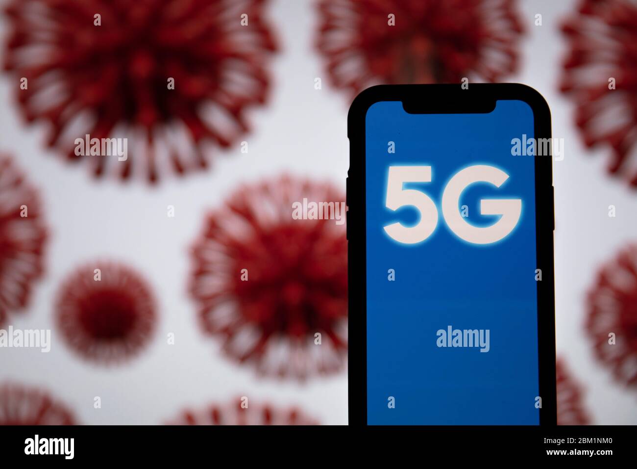 5G-Mobilfunknetz-Technologie und Verbindung zum Coronavirus Covid-19-Ausbruch Stockfoto