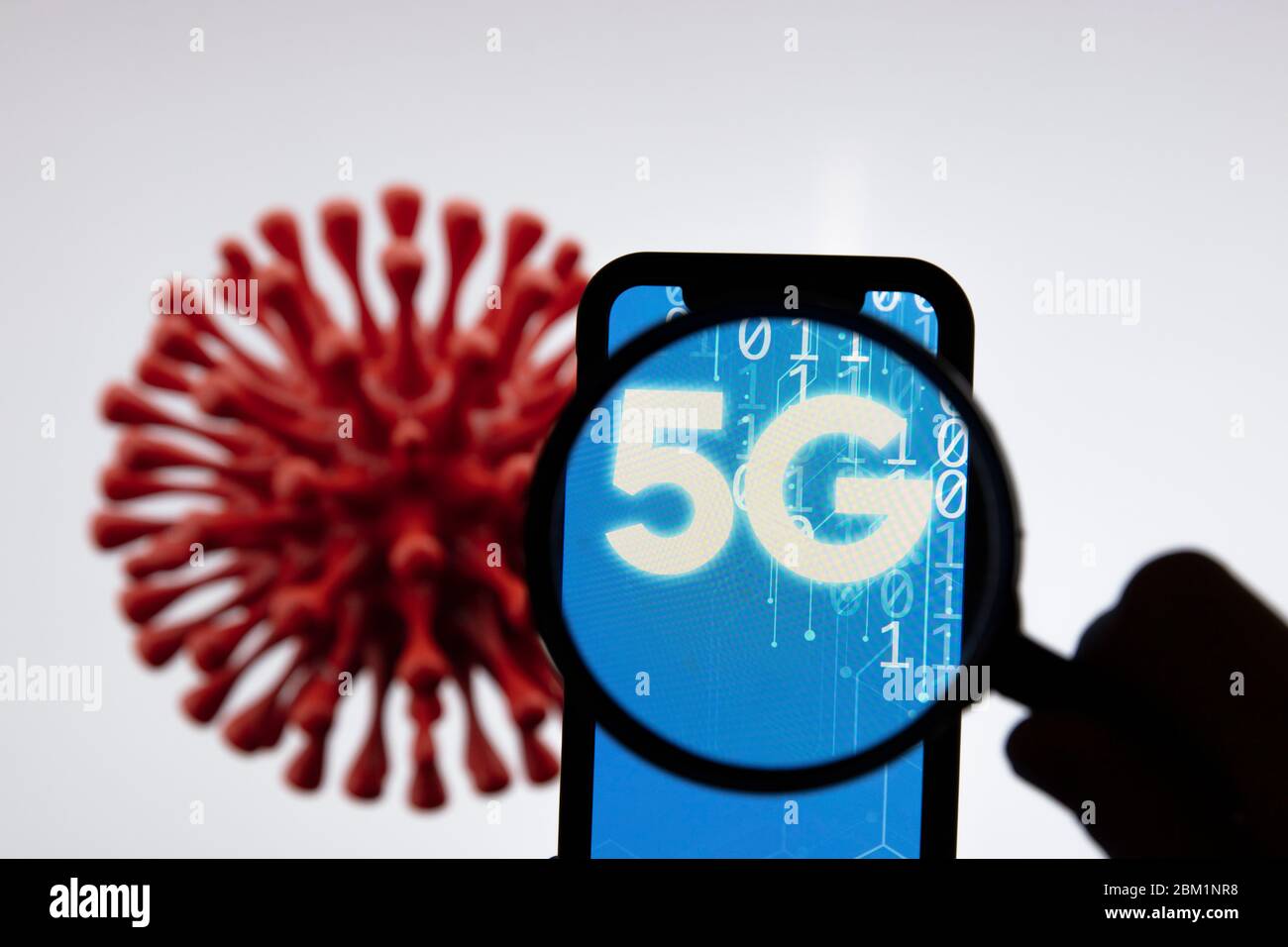 5G-Mobilfunknetz-Technologie und Verbindung zum Coronavirus Covid-19-Ausbruch Stockfoto