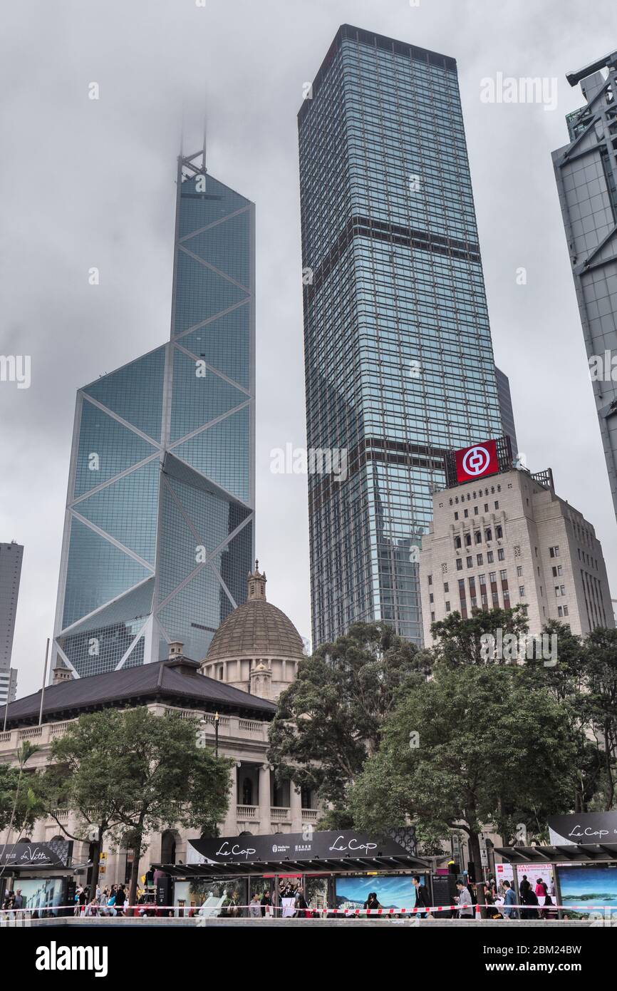 Kuppel des Legislativrates Gebäude mit Bank of China Gebäude, Hongkong, China Stockfoto