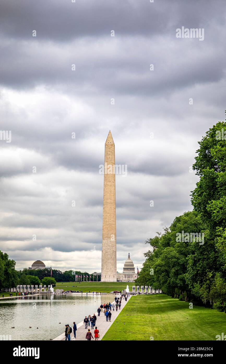 Das Washington Memorial und Capitol in Washington, DC, USA. Stockfoto