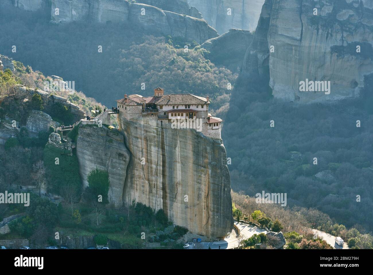 Panorama der östlichen orthodoxen Klöster von Meteora, Kalabaka, Griechenland Stockfoto