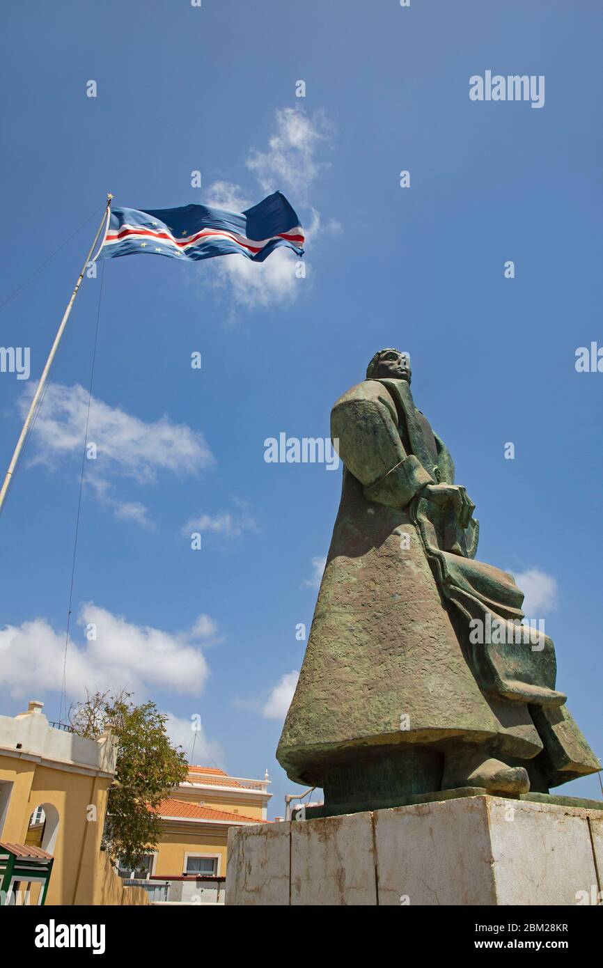 Statue von Diogo Gomes, portugiesischer Navigator aus dem 15. Jahrhundert, Entdecker, Schriftsteller und Entdecker der Kapverdischen Inseln, in der Stadt Praia, Santiago Stockfoto