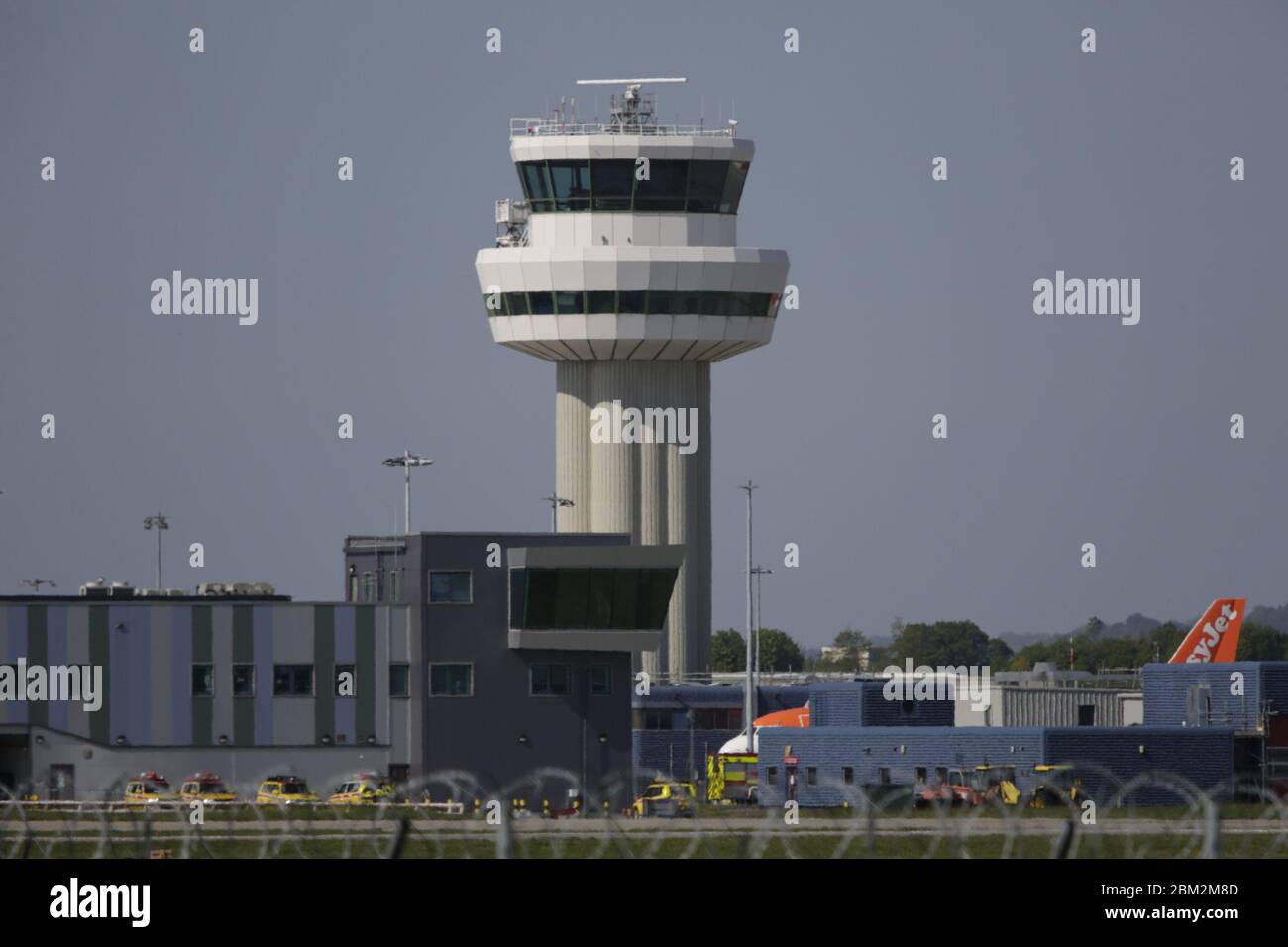 Gatwick, Großbritannien. Mai 2020. Virgin Atlantic hat angekündigt, mehr als 3000 Arbeitsplätze in Großbritannien zu kürzen. Und wahrscheinlich, um seinen Betrieb am Flughafen Gatwick zu beenden. Virgin beschuldigt die verheerenden Auswirkungen der Pandemie. Es ist ein weiterer schwerer Schlag für Gatwick, der zweitgrößte Flughafen in Großbritannien, kurz nachdem die British Airways sagte, es konnte nicht ausschließen, dass ihre Schließung dort als gut. Stockfoto