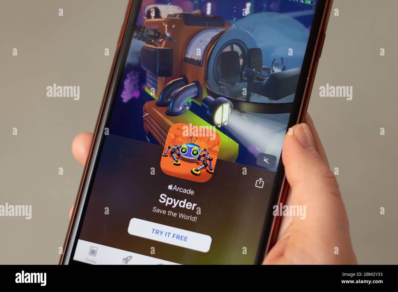 New York, USA - 1. Mai 2020: Apple Arcade Spyder App-Logo Nahaufnahme auf dem Telefonbildschirm, illustrative Editorial Stockfoto