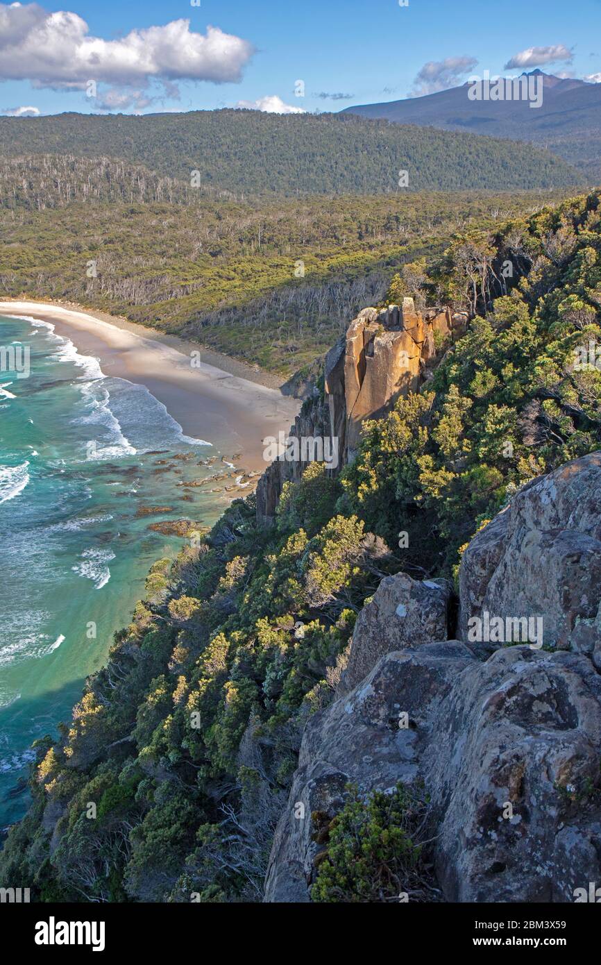 Strand am South Cape Rivulet im Southwest National Park Stockfoto