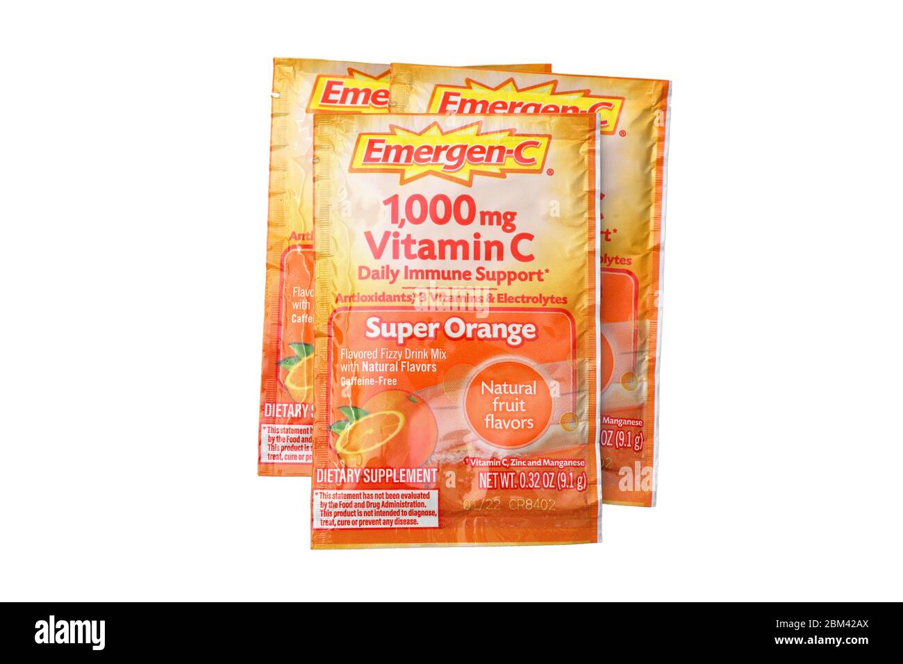 Pakete von 1000mg Emergen-C Vitamin C Nahrungsergänzungsmittel isoliert auf einem weißen Hintergrund. Ausschnitt Bild für Illustration und redaktionelle Verwendung. Stockfoto