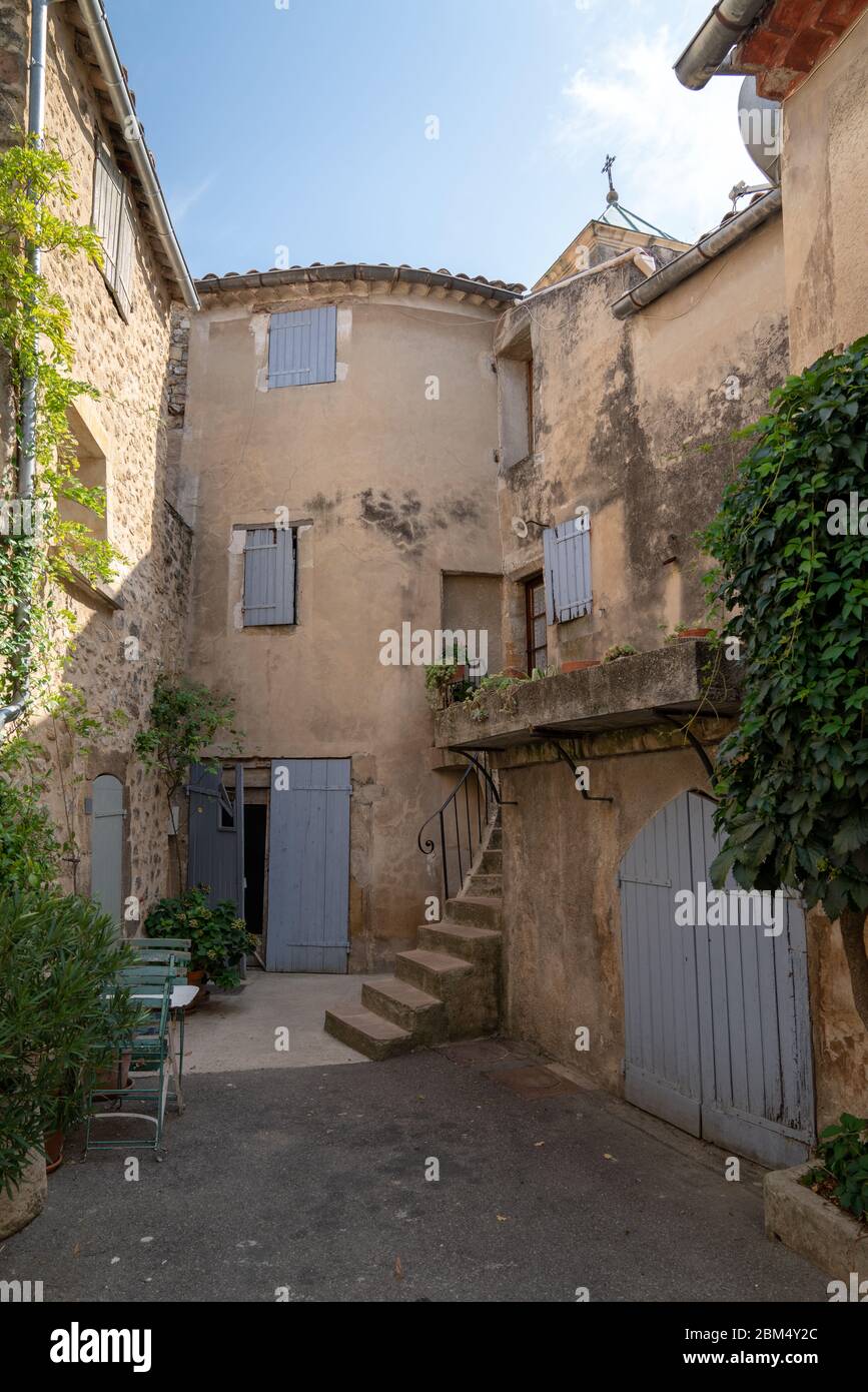 Lourmarin Dorf Frankreich historische Straße in Frankreich Stockfoto