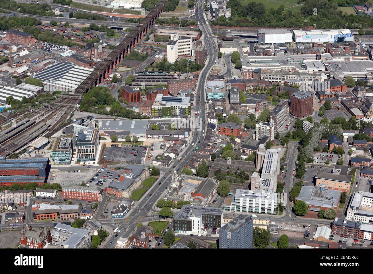 Luftaufnahme des Stockport Stadtzentrums Stockfoto