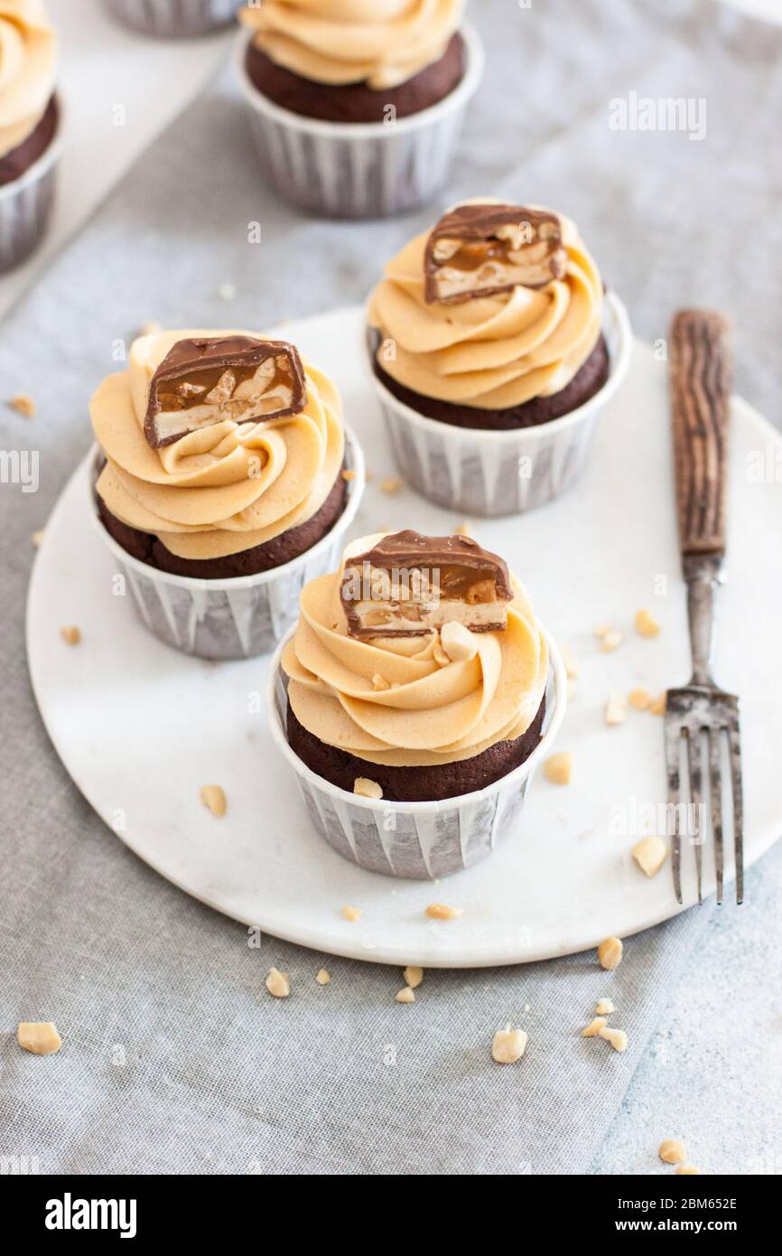 Erdnussbutter und schokoladenkuchen -Fotos und -Bildmaterial in hoher ...