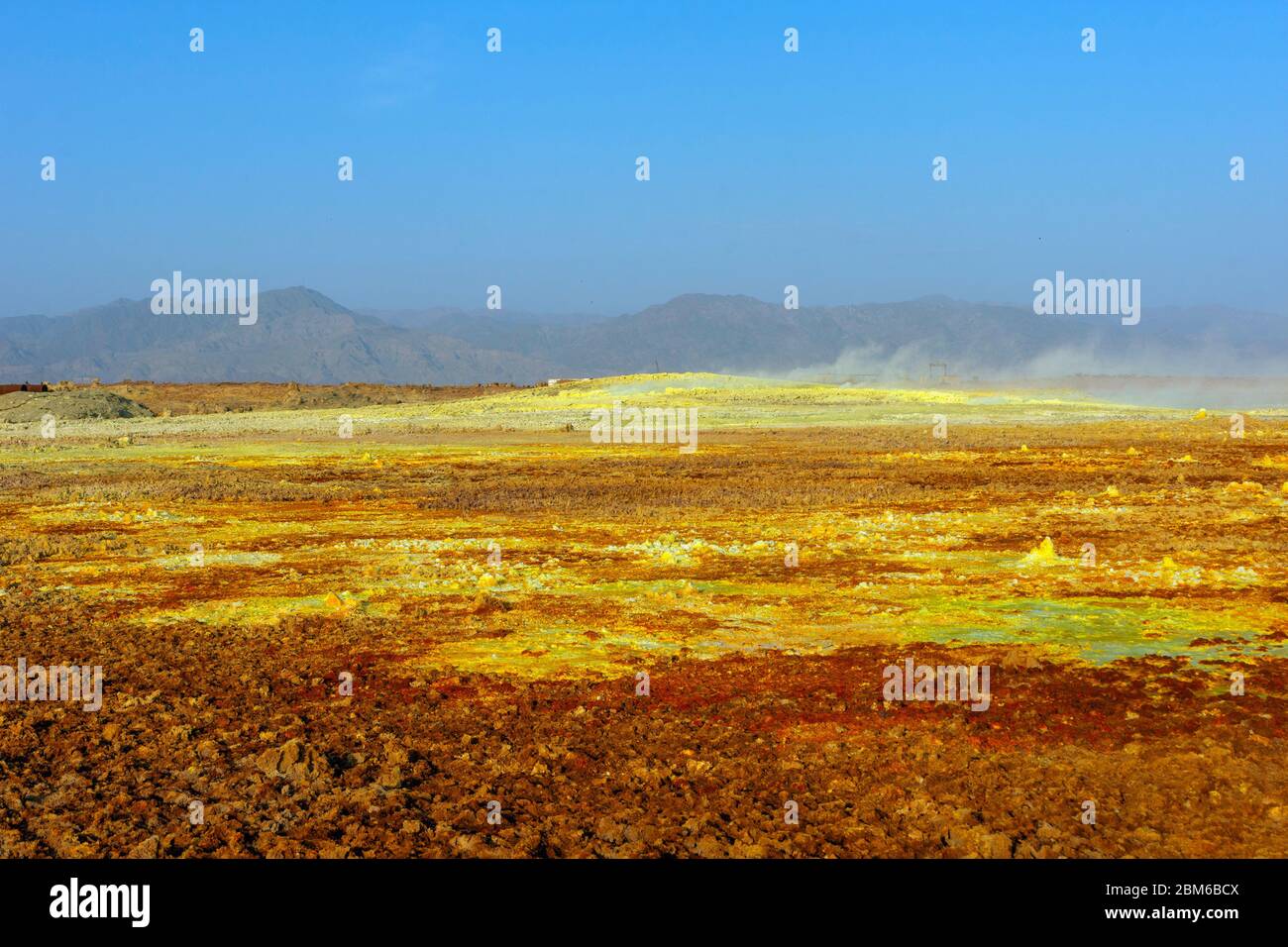 Bunte Landschaft von Dallol terrestrischen Hydrothermalsystem in Danakil Wüste, Äthiopien Stockfoto Bunte Landschaft von Dallol terrestrischen Hydrothermalsystem in Danakil Wüste, Äthiopien Stockfoto