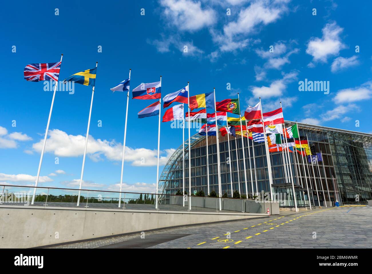 Gebäude der Europäischen Investitionsbank in Luxemburg. Es ist die gemeinnützige Institution der Europäischen Union, die 1958 in Kirchberg gegründet wurde. Stockfoto