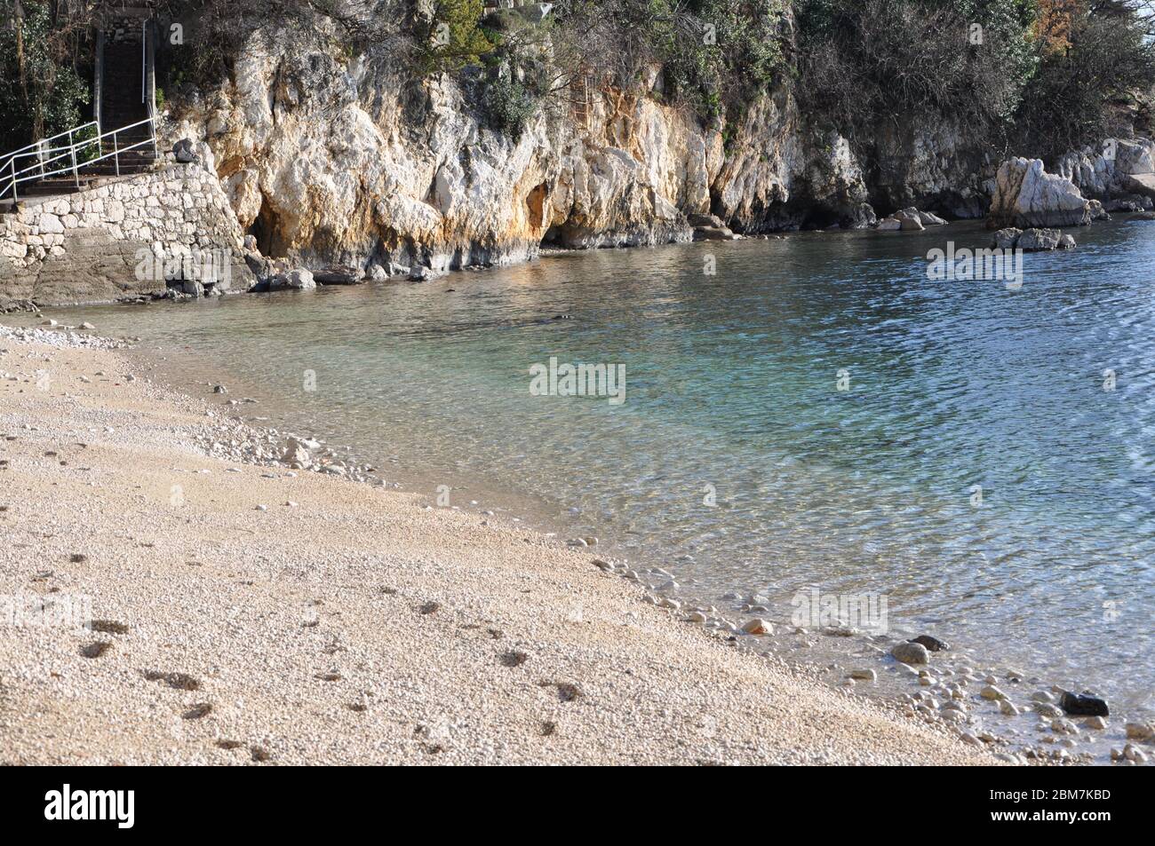 Schöner Tag an der Küste. Stockfoto