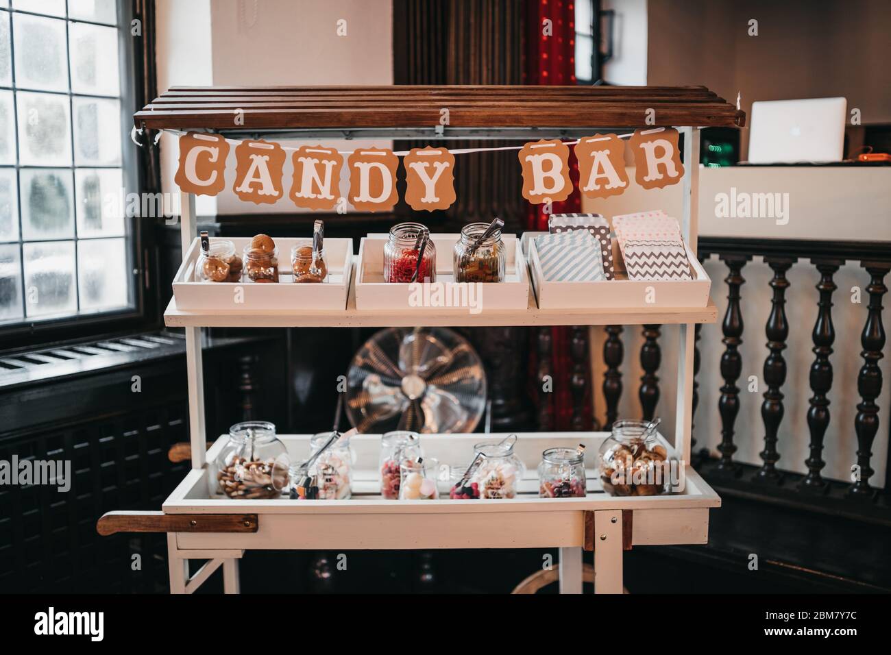 Candy Bar auf einer Hochzeitsfeier Stockfoto