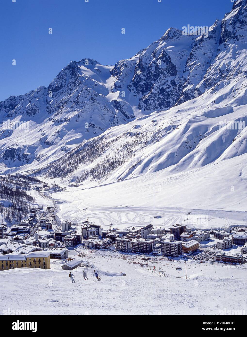 Blick auf die Anlage von der Piste, Breuil-Cervinia, Aostatal, Italien Stockfoto