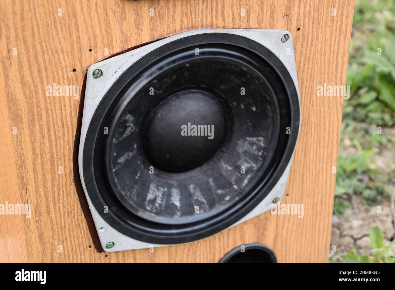 Lautsprecher garten Fotos und Bildmaterial in hoher Auflösung Alamy