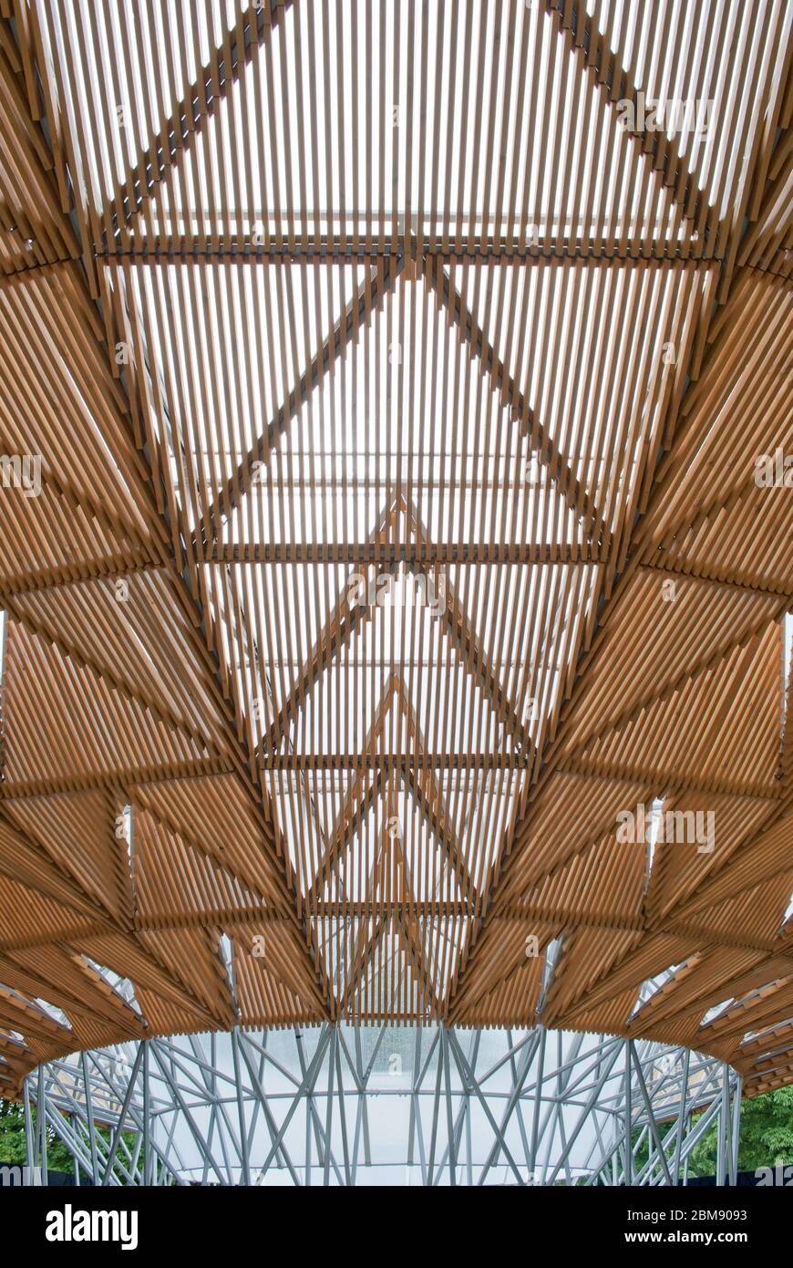 Sommerhauptpavillon Serpentine Galleries Serpentine Pavilion 2017, Kensington Gardens, London, W2 3XA von Diébédo Francis Kéré Stockfoto