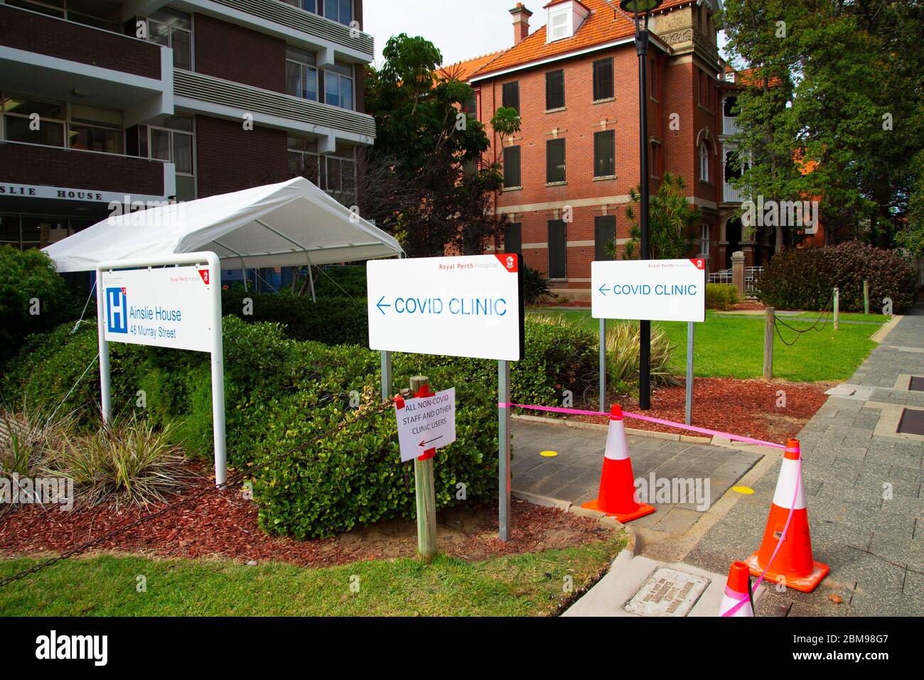 Perth, Australien - 17. April 2020: Teststation der Covid-Klinik am Royal Perth Hospital Stockfoto