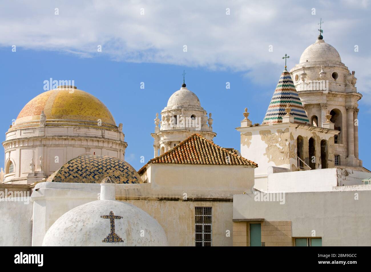 Domes der alten und neuen Kathedralen, Cadiz, Andalusien, Spanien, Europa Stockfoto