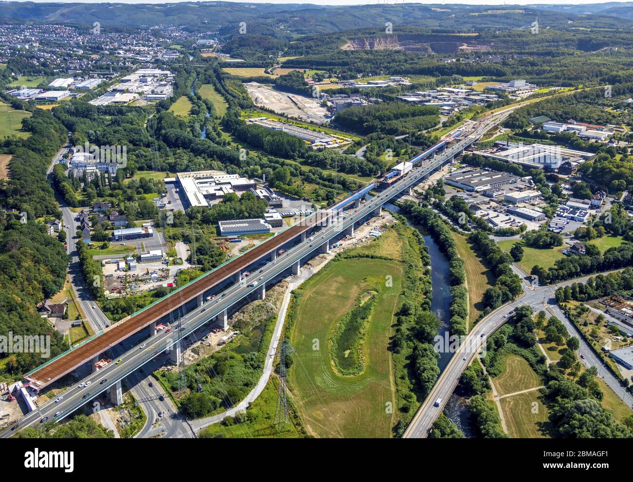 Neubau der Brücke Lennetalbrücke in Hagen-Berchum, Autobahnbrücke A45, 04.08.2019, Luftaufnahme, Deutschland, Nordrhein-Westfalen, Ruhrgebiet, Hagen Stockfoto