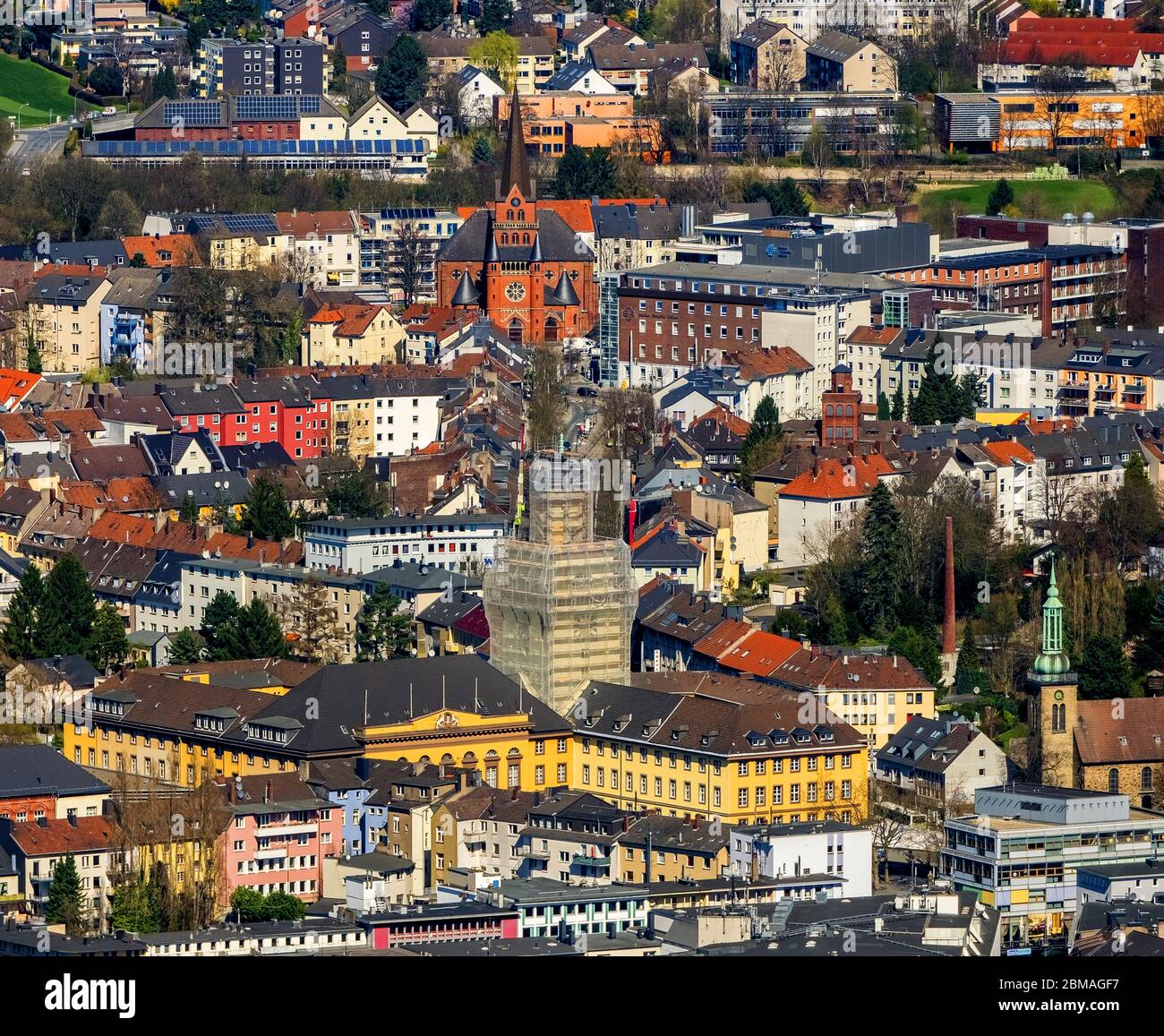 , Stadtzentrum von Witten mit Rathaus, Kirche Marienkirche und Krankenhaus Marienkrankenhaus, 28.03.2017, Luftaufnahme, Deutschland, Nordrhein-Westfalen, Ruhrgebiet, Witten Stockfoto