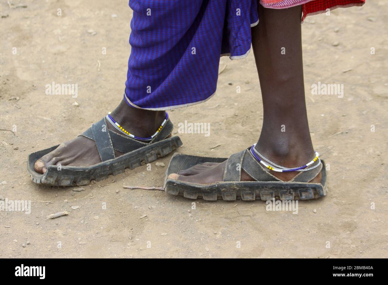 Traditionelle afrikanische sandalen -Fotos und -Bildmaterial in hoher  Auflösung – Alamy