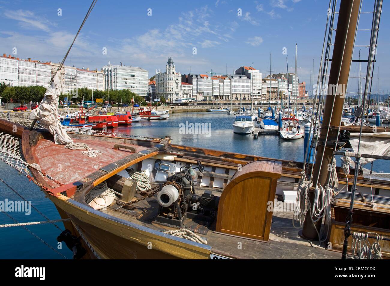 Segelschiff in Darsena Marina, La Coruna City, Galicien, Europa Stockfoto