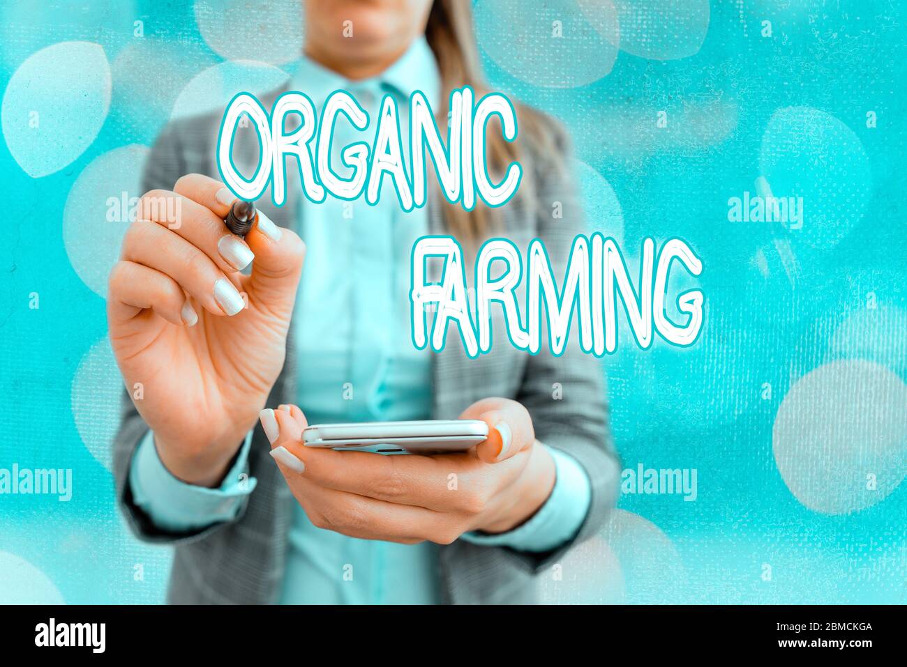 Textschild mit ökologischer Landwirtschaft. Business Photo Text ein integriertes Farmsystem, das Nachhaltigkeit anstrebt Stockfoto