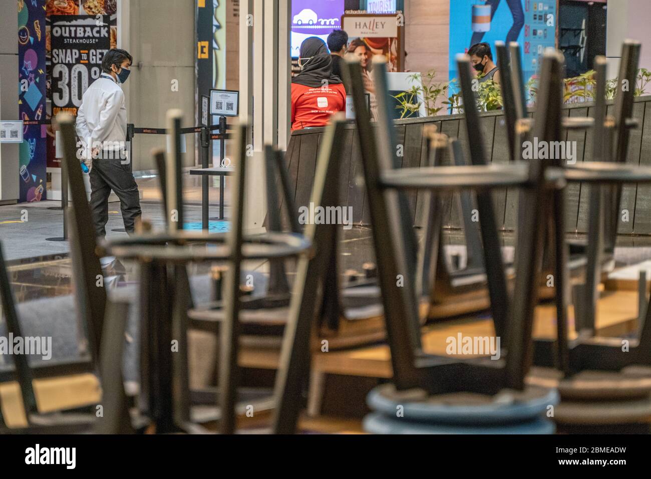 Wachmann bei der Arbeit während des Covid 19 Stockfoto