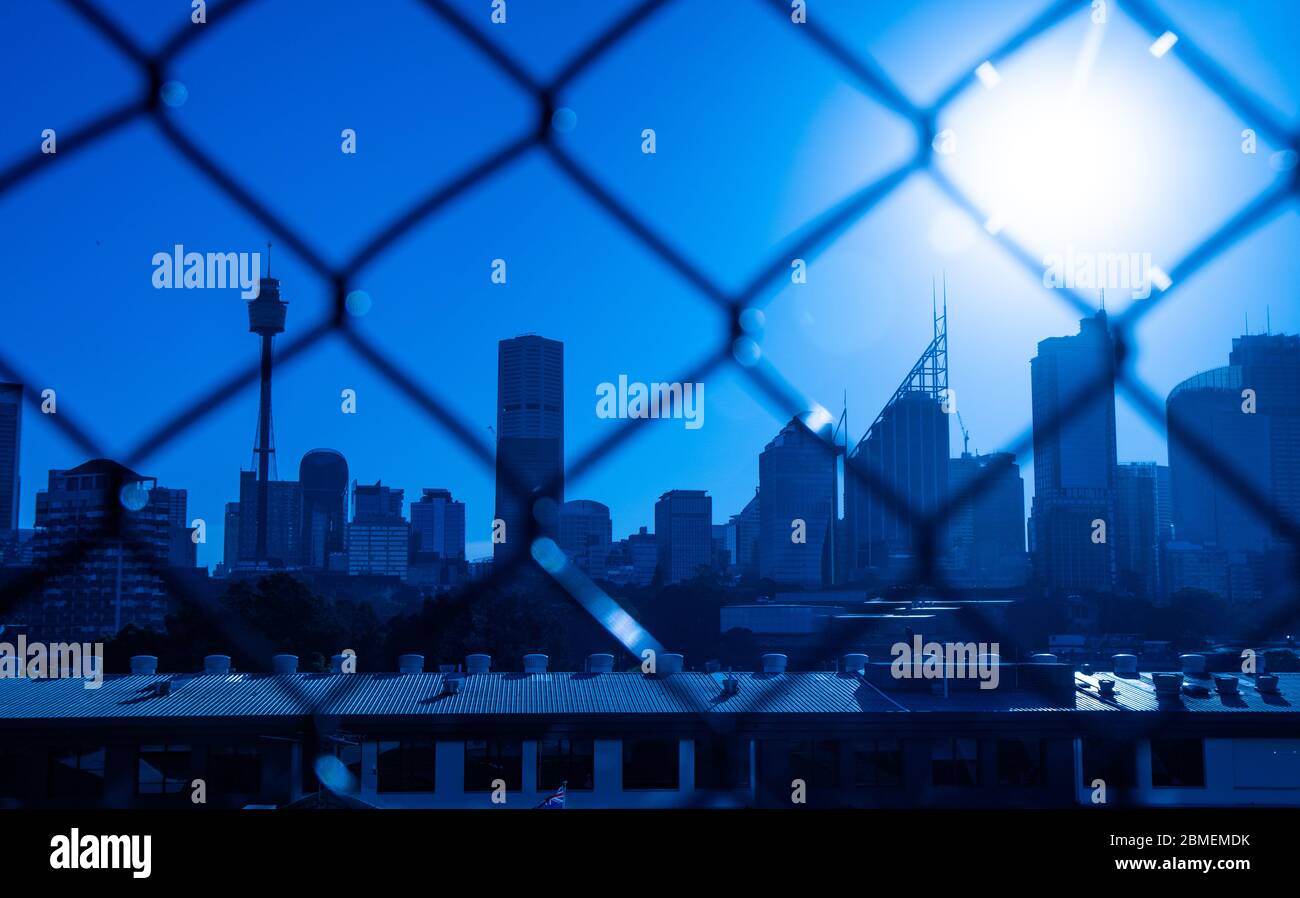 Sydney in Lockdown während des Coronavirus. Bilder zeigen den Central Business District hinter einem Zaun Stockfoto