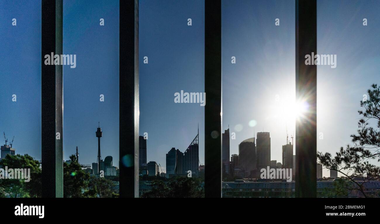 Sydney in Lockdown während des Coronavirus. Bilder zeigen den Central Business District hinter einem Zaun Stockfoto