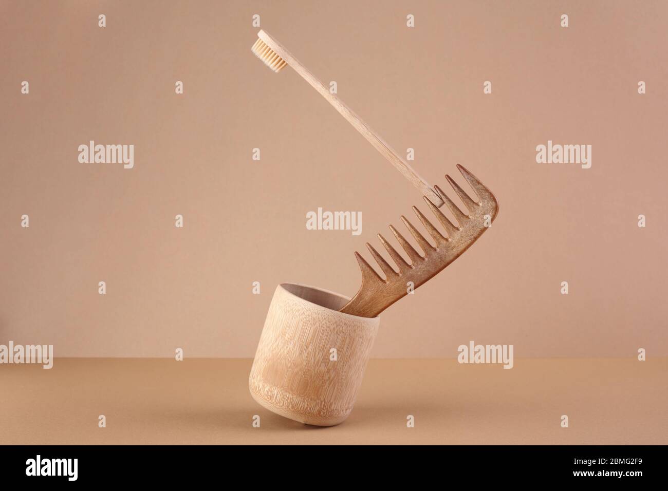 Verpackungen ohne Abfall für Lifestyle-Design. Keine Verschwendung. Nachhaltiger Lebensstil. Auswuchtwerkzeuge Stockfoto