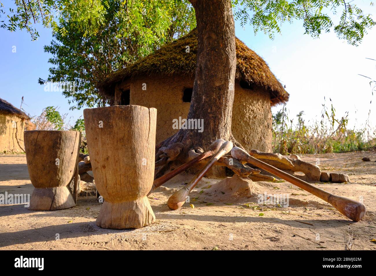 Ländliche Szene in einem Fulani Dorf in der Nähe von Jama'a.. Stockfoto