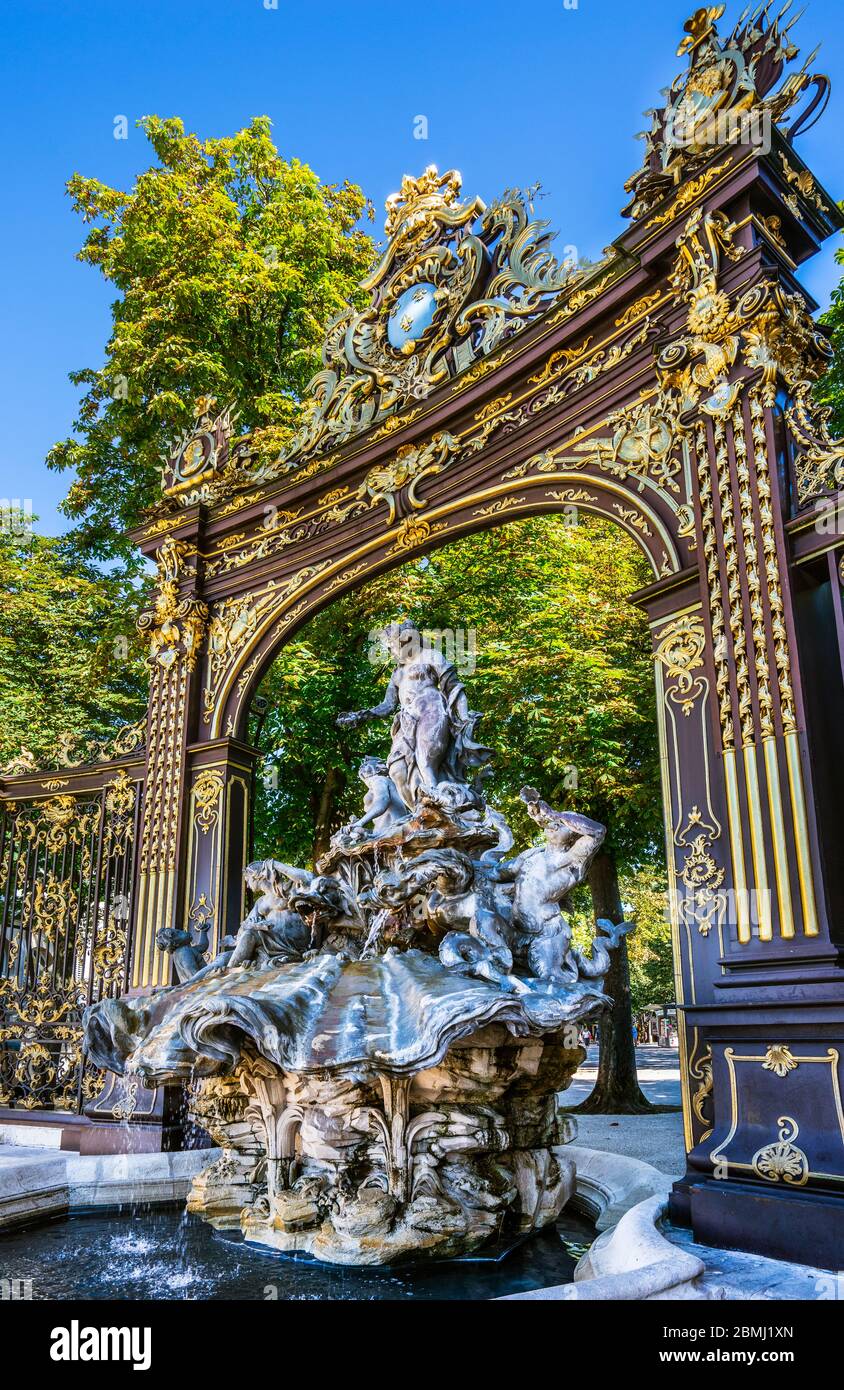 rokokokobrunnen des Amphitritts am Place Stanislas in Nancy, Meurthe-et-Moselle, Lothringen, Frankreich Stockfoto