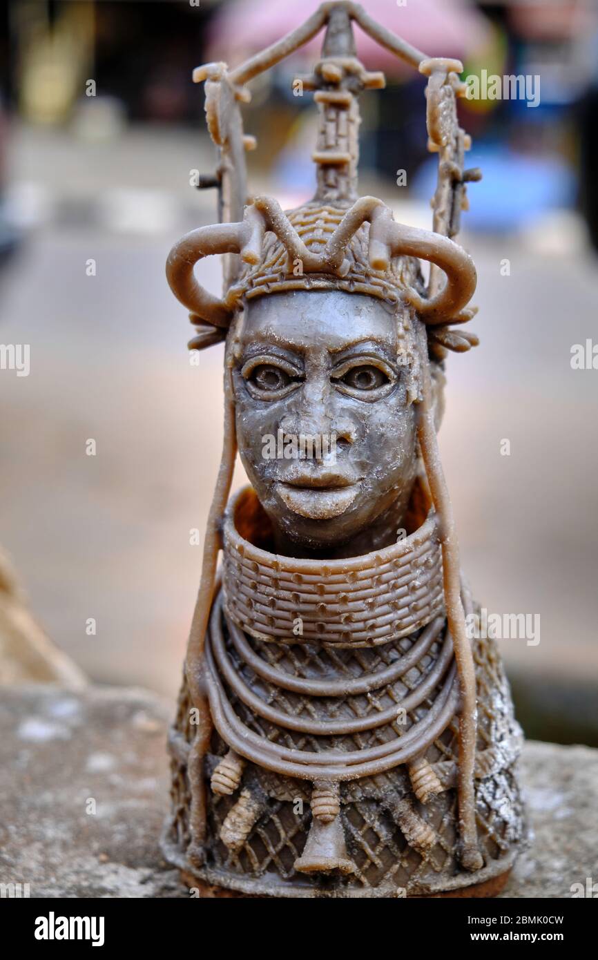Wachsfigur als Modell für die Herstellung der Form verwendet in der traditionellen Wachsausschmelztechnik, im Königreich Benin vor dem europäischen col verwendet Stockfoto