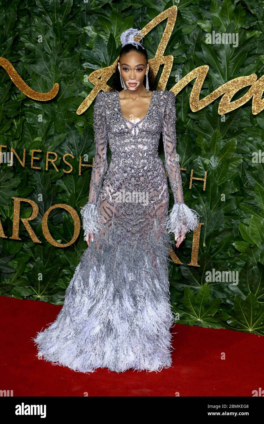 Winnie Harlow nimmt am 10. Dezember 2018 in London, Großbritannien, an den Fashion Awards 2018 in der Royal Albert Hall Teil. Stockfoto