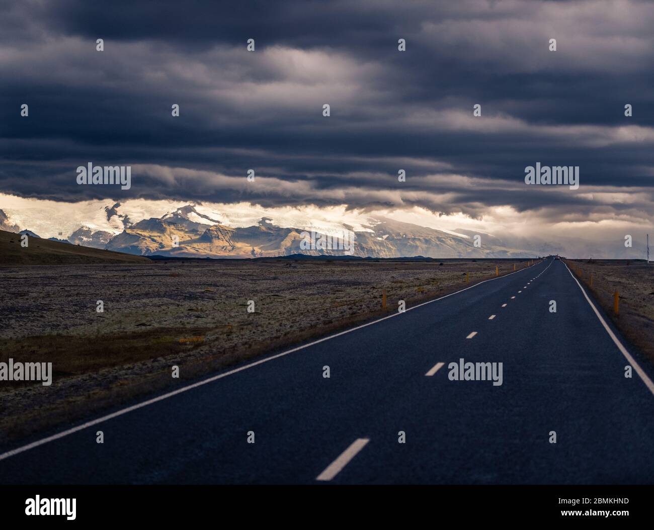 Atemberaubende Sehenswürdigkeiten von Island Road Trip Stockfoto