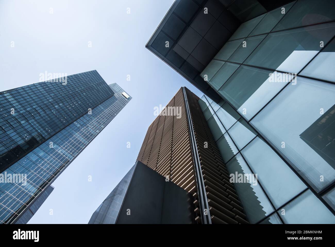 Modernes Bürogebäude außen Stockfoto