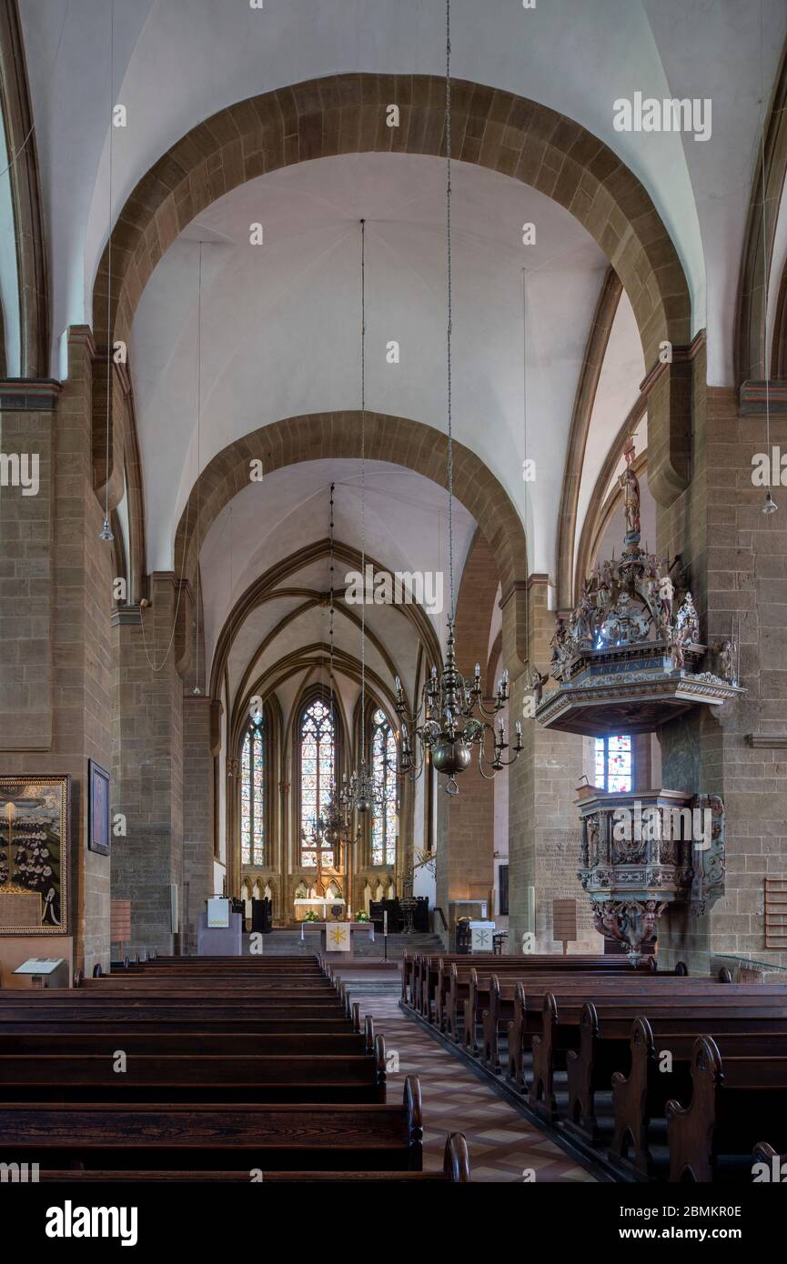 Minden, St. Martini, Blick durch das Langhaus zum Chor Stockfoto