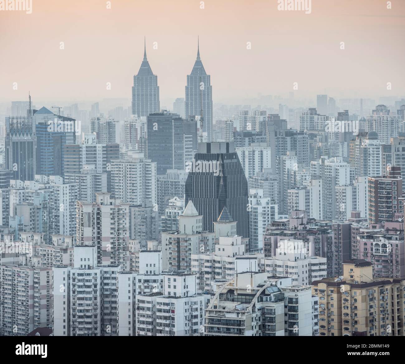 Bürogebäude außen und Stadtbild in Shanghai Stockfoto