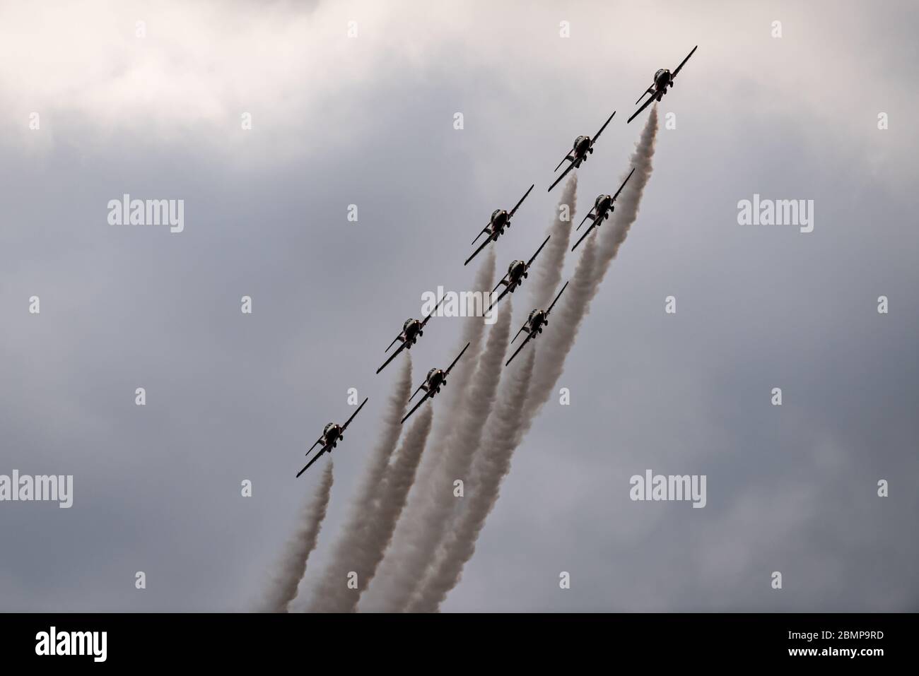 RCAF Snowbirds führen Luftakrobatik über London Ontario in der Operation Inspiration Stockfoto