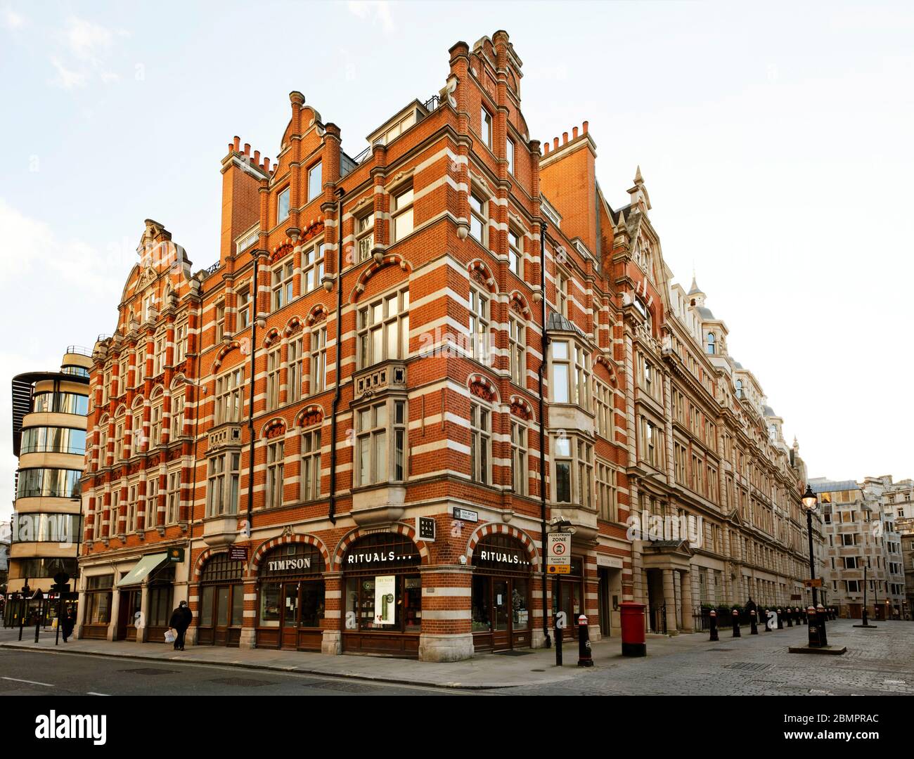 Boston House auf 63-64 New Broad Street, an der Ecke der Old Broad Street. London, Mai 2020 Stockfoto