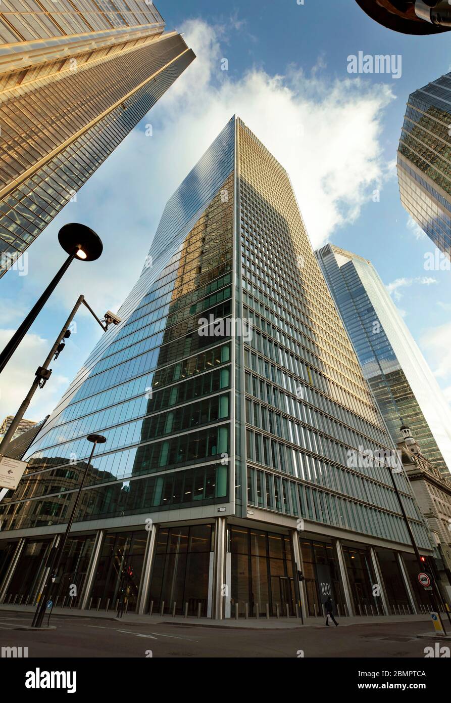 100 Bishopsgate, ein 37-stöckiges Bürohochhaus im Finanzviertel. Die Stadt London, 2020 Stockfoto