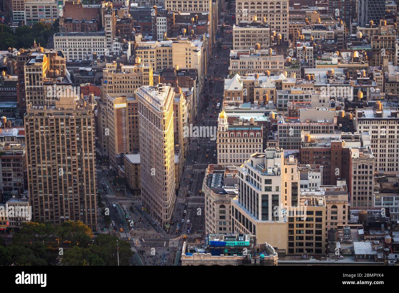 Luftaufnahme von Manhattan einschließlich architektonischem Wahrzeichen Flatiron Building in New York City, USA. Stockfoto