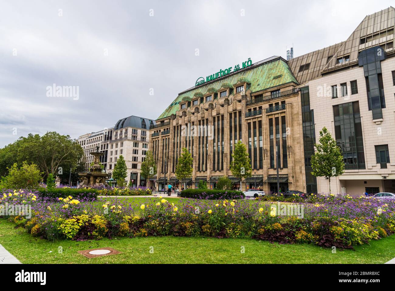 Düsseldorf, Deutschland - 11. August 2019: Kaufhof Galerie Shopping Center Stockfoto