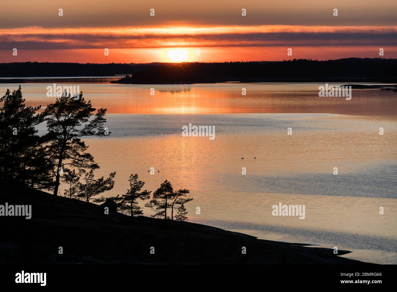 Sonnenuntergang auf der Insel Ryssklobben, Inkoo, Finnland Stockfoto